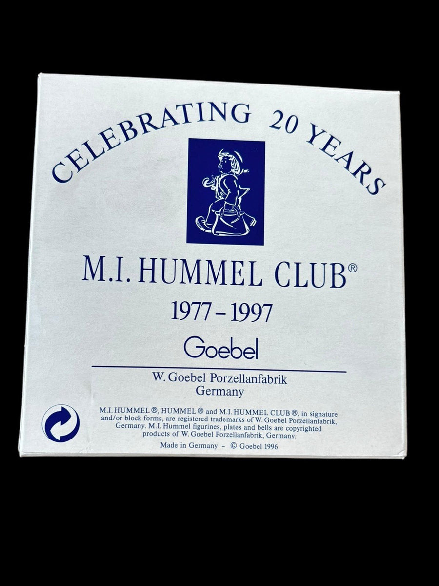 Goebel Antique Porcelain Medallion Vintage MI Hummel Club Set of 4