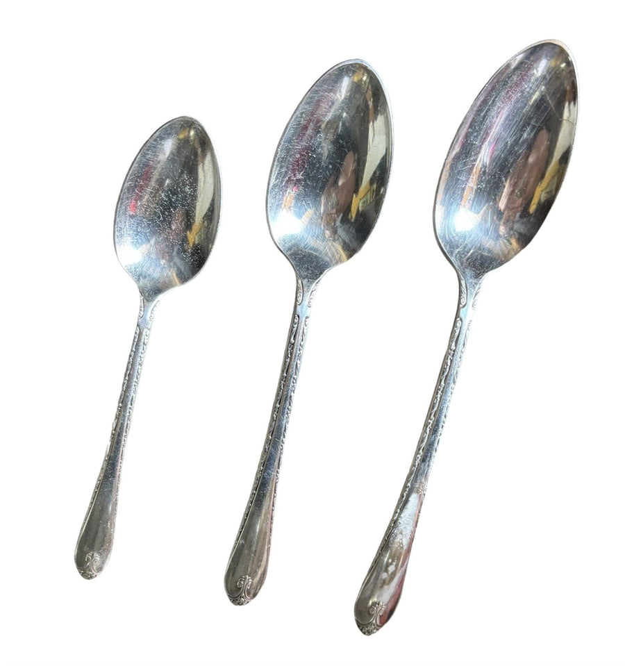 Flatware WM Rogers Exquisite Pattern International Sterling Silver 52 Pc Cutlery