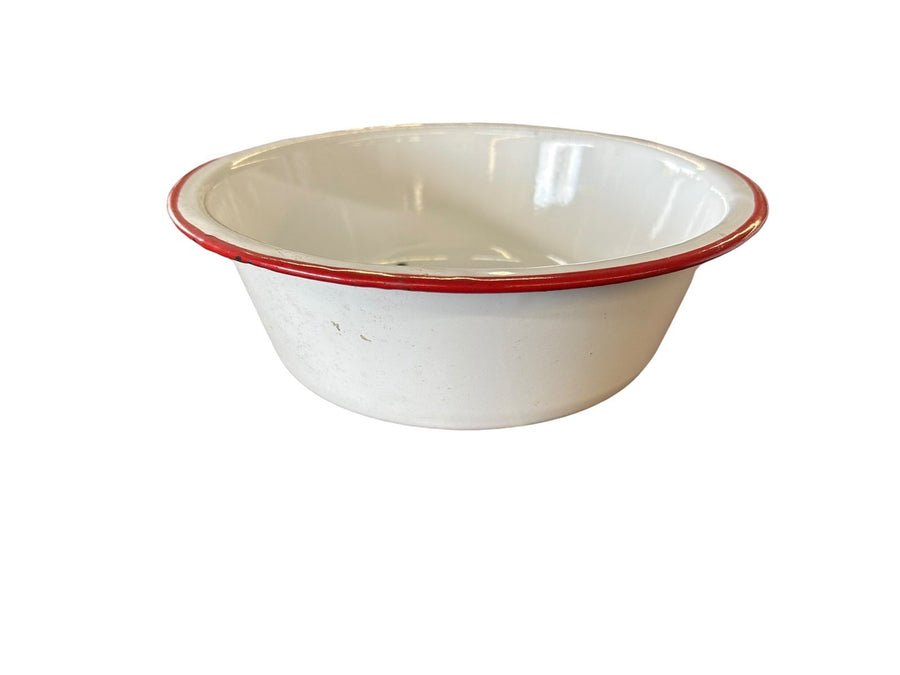 Enamel Camping Bowls Set of 3 All Different Sizes Red and White Vintage