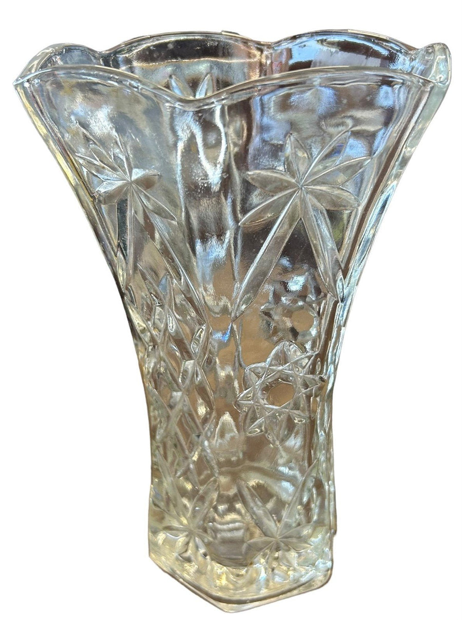 Clear Glass Flower Vase Vintage Starburst Pattern Scalloped Edge 10.5" Unbranded