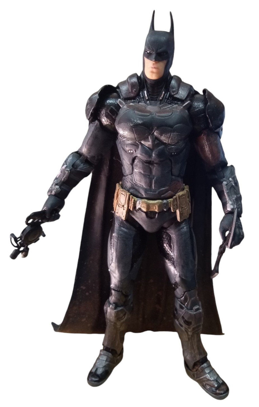 DC Collectibles Arkham Knight Battle Damaged Batman Figure Collectible