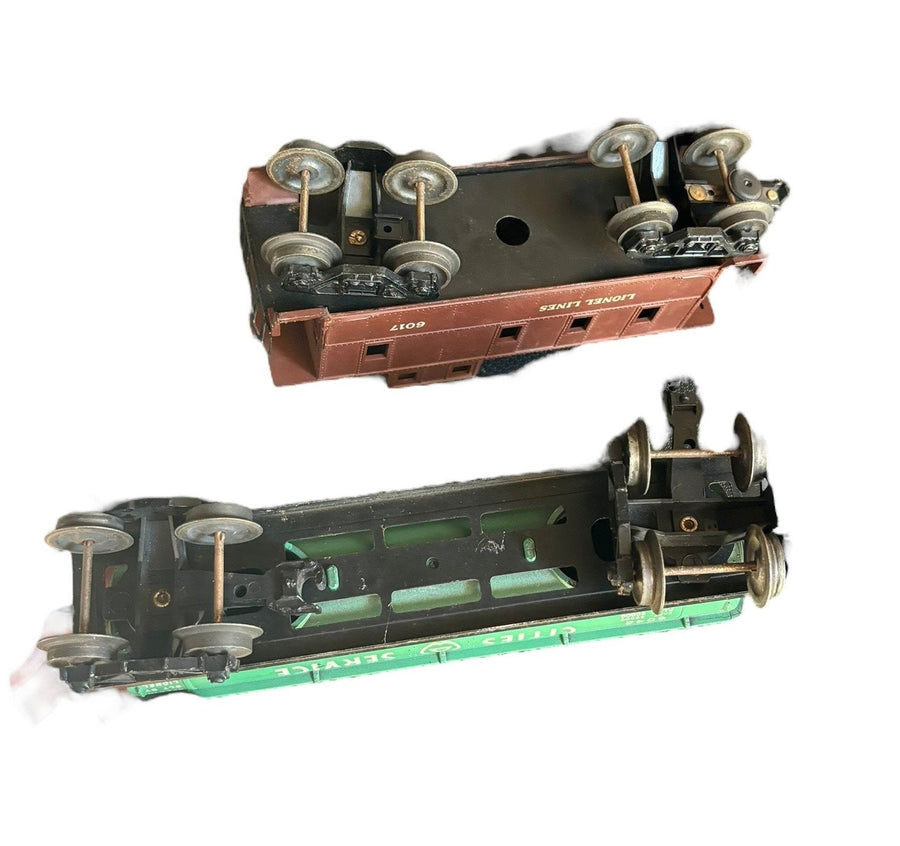 Lionel Lines O-Gauge Trains Pair Cities Service Tank 6045 Brown Caboose 6017