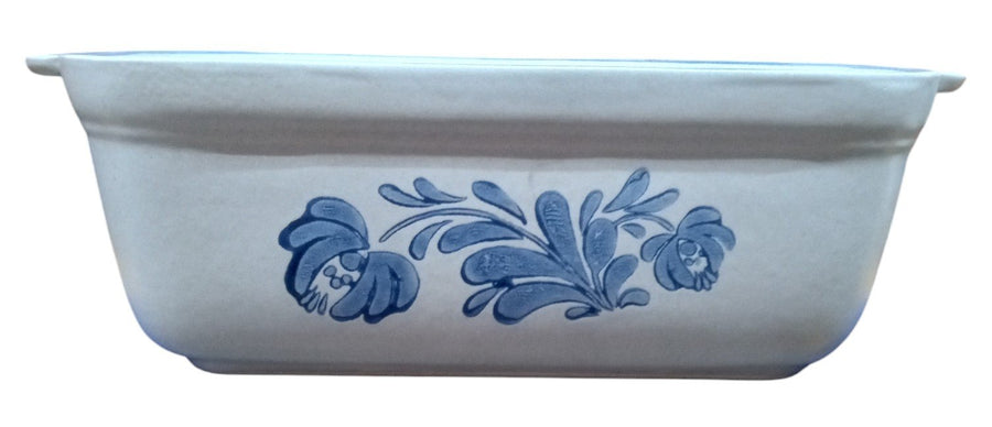 Pfaltzgraff Yorktowne Antique Dinnerware Vintage Servingware Blue White 20 Pcs.