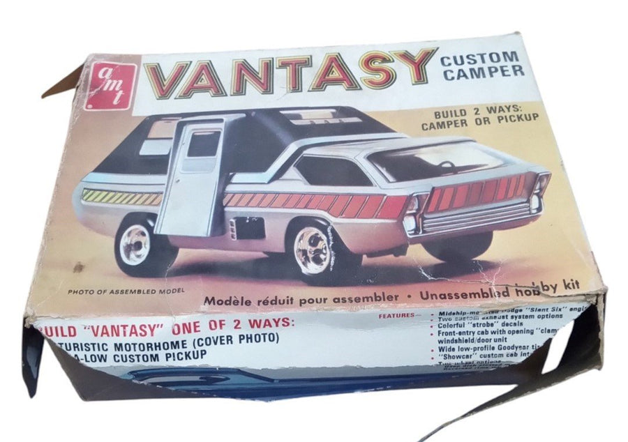 AMT Vantasy Model Car Kit Vintage Collectible Nostalgic Toy Model Building