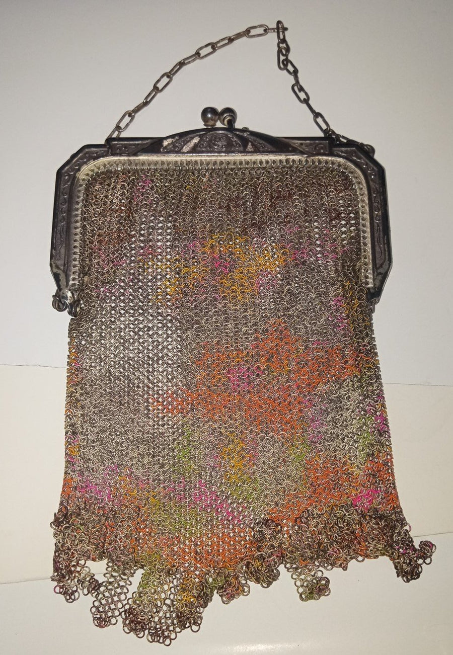 Whiting & Davis Mesh Coin Purse Vintage Collectible Nostalgic Accessory