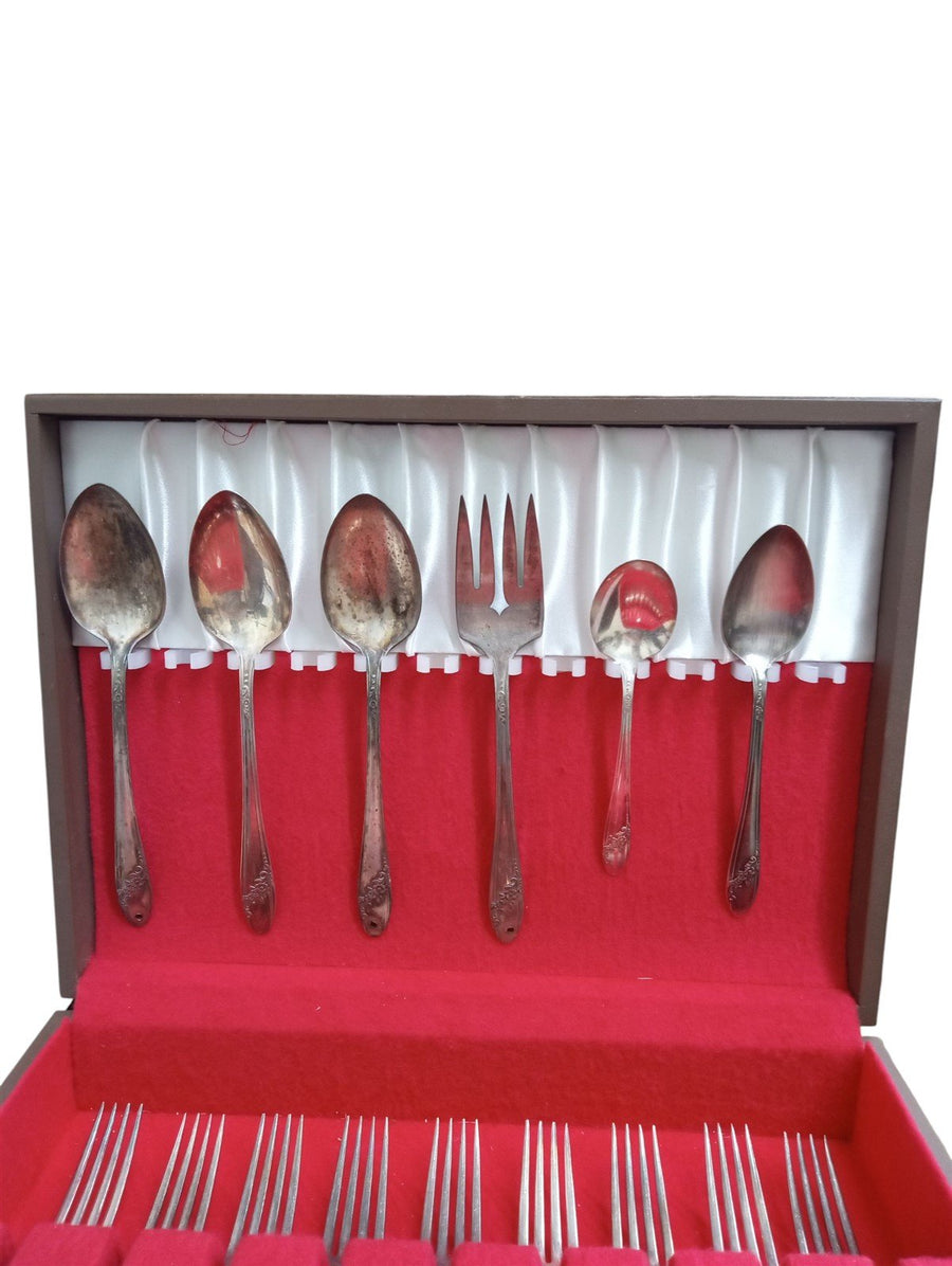 Oneida Queen Bess II Silverware Set Of 23 & Box Vintage Collectible Nostalgic
