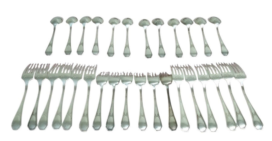 International Silver Carolina Silverware Set Of 30 With Box Vintage Collectible