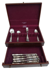 Rogers Bros Vintage Grapes Silverware Set Of 32 With Box Vintage Collectible