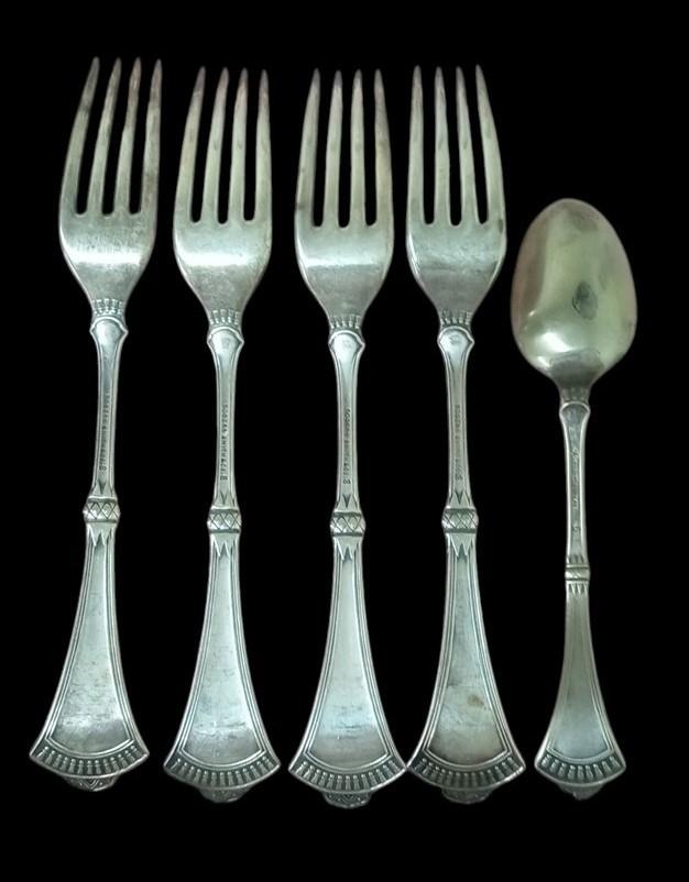 International Silver Rogers Bros Silverware Crown Pattern Set Of 5 Vintage