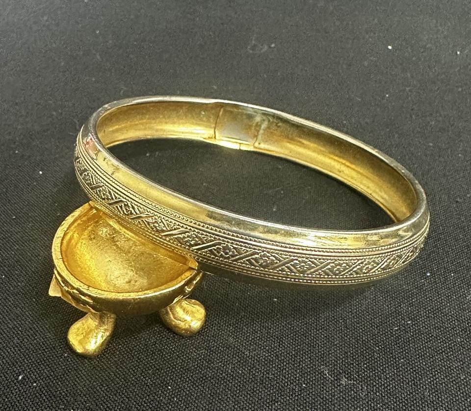 Vintage Art Deco Gold-tone Bangle Bracelet