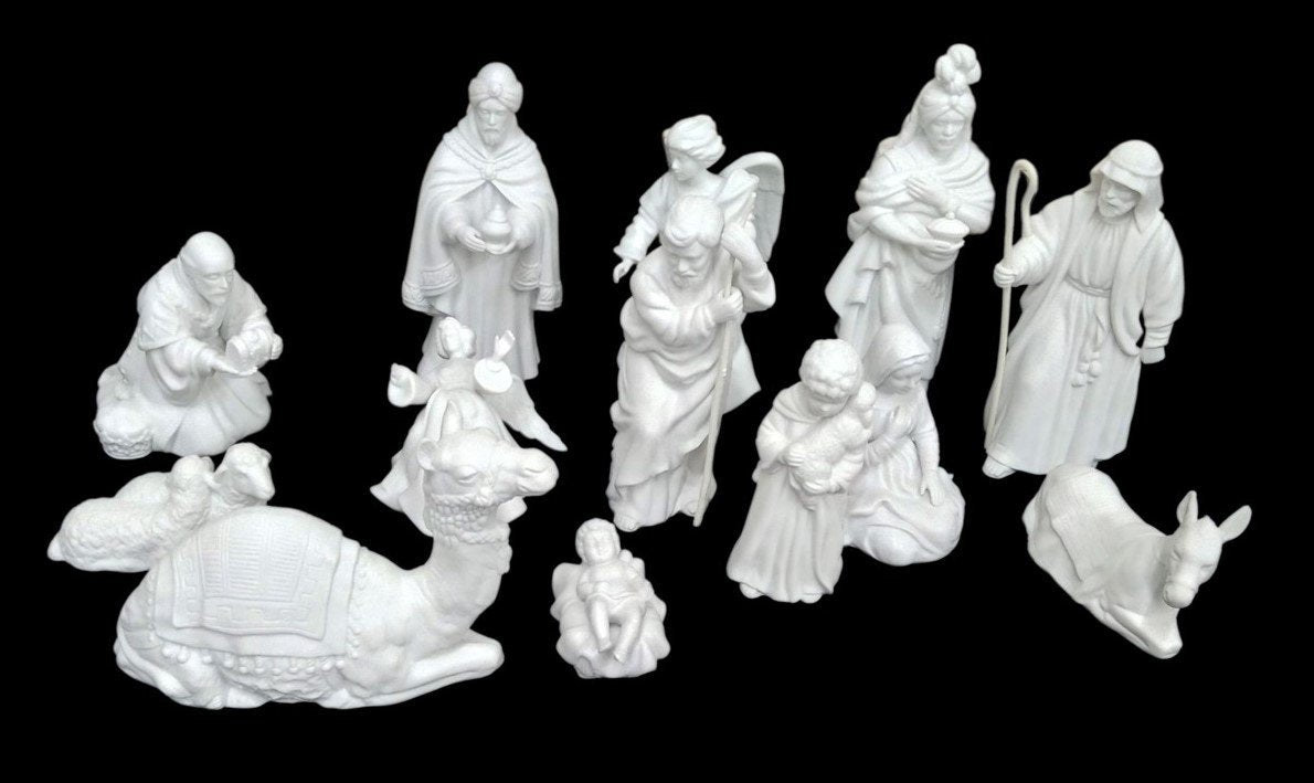 Avon Nativity Set 13 Pieces W/Boxes Vintage Collectible Nostalgic Festive 1980s
