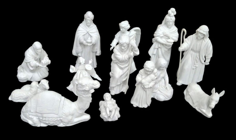 Avon Nativity Set 13 Pieces W/Boxes Vintage Collectible Nostalgic Festive 1980s