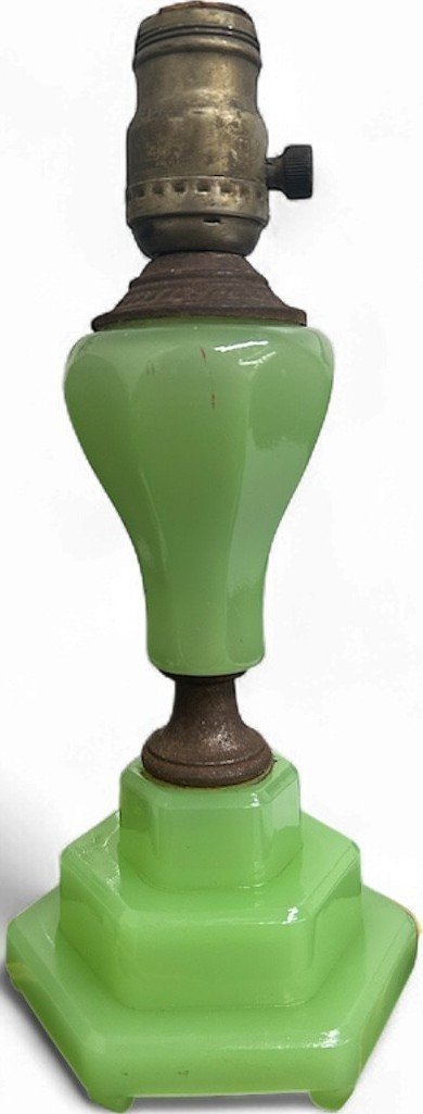Jadeite 1950s art deco vintage boudoir table lamp