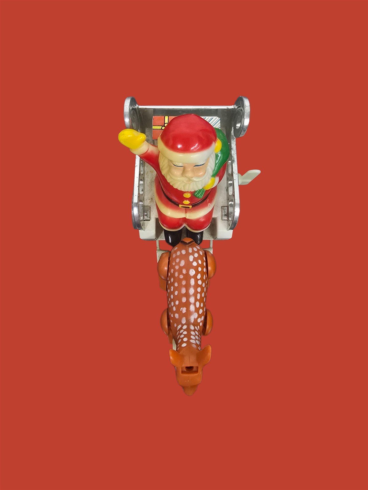 White sleigh Everlast vintage wind up figurine