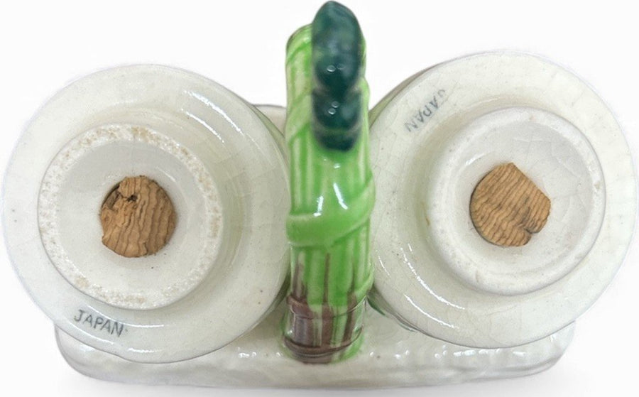 Salt and Pepper Honey Bee Vintage Japan Shakers