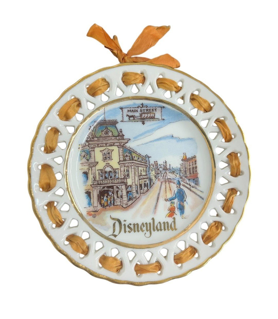 Disneyland Eleanore Welborn RARE 1955 Laced "Main Street" Souvenir Plate