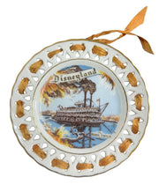 Disneyland Eleanore Welborn RARE 1955 Laced "The Mark Twain" Souvenir Plate