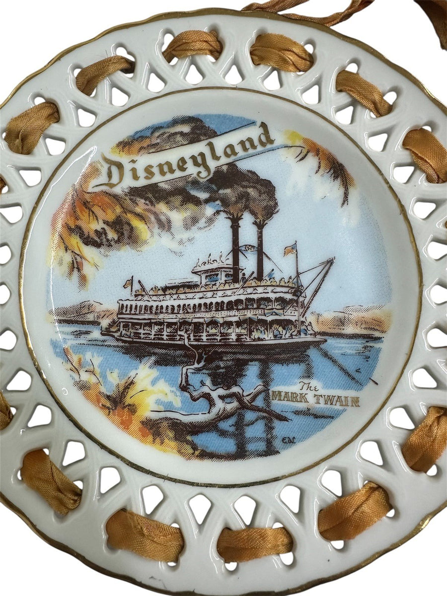 Disneyland Eleanore Welborn RARE 1955 Laced "The Mark Twain" Souvenir Plate
