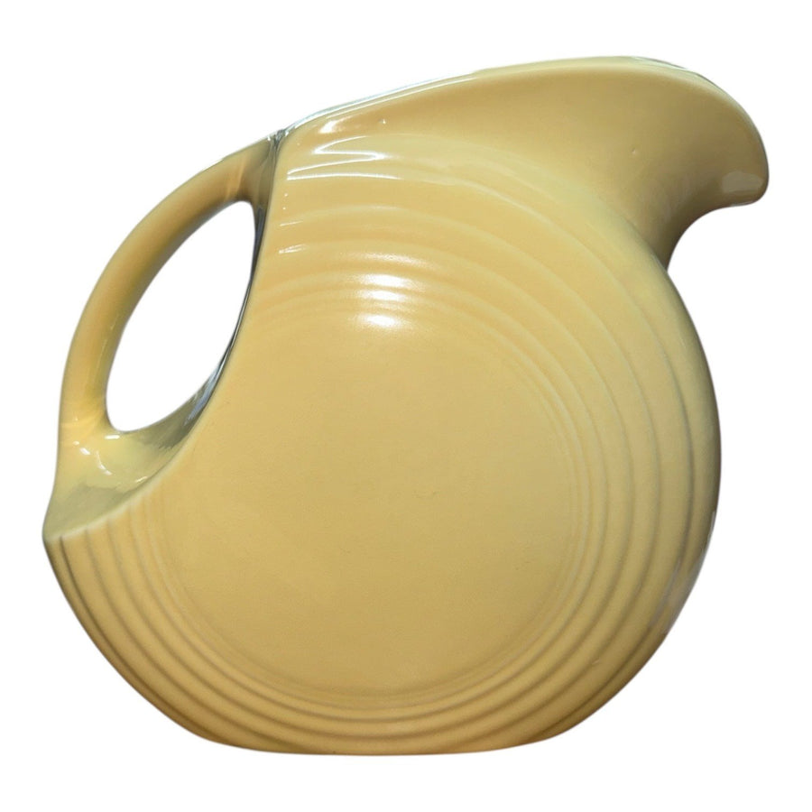 Fiesta - Yellow Large 67oz Disk Pitcher Homer Laughlin Ceramics