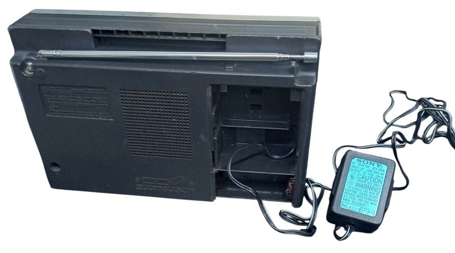 Sony ICF-700W Portable AM/FM Radio Retro Collectible Nostalgic Analog