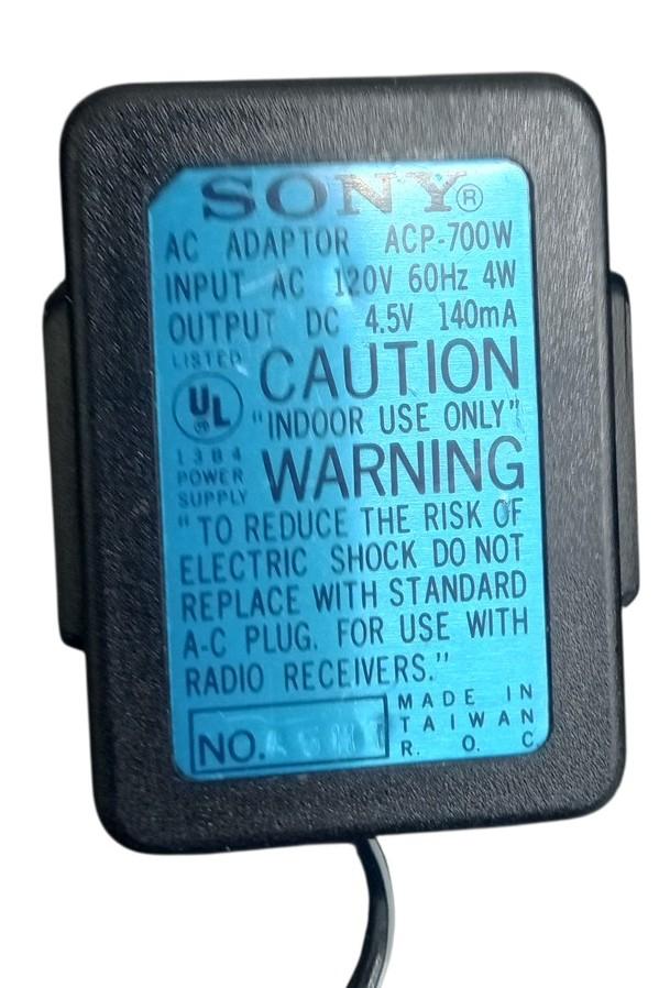 Sony ICF-700W Portable AM/FM Radio Retro Collectible Nostalgic Analog