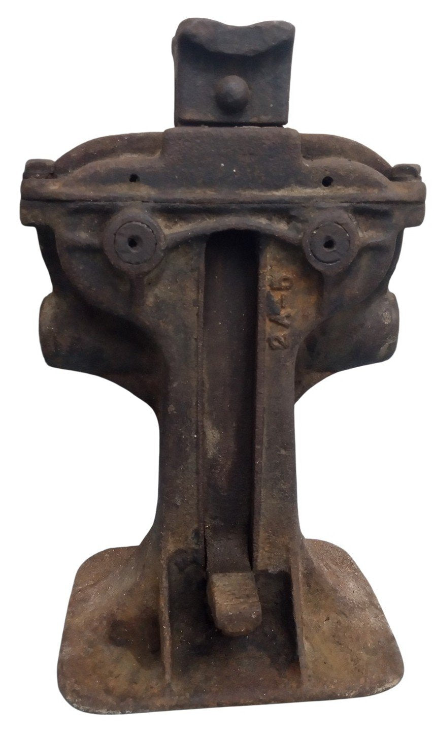 Rees Mfg Corps Iron Lift Jack No 2A Vintage Industrial Automotive Workshop Tools