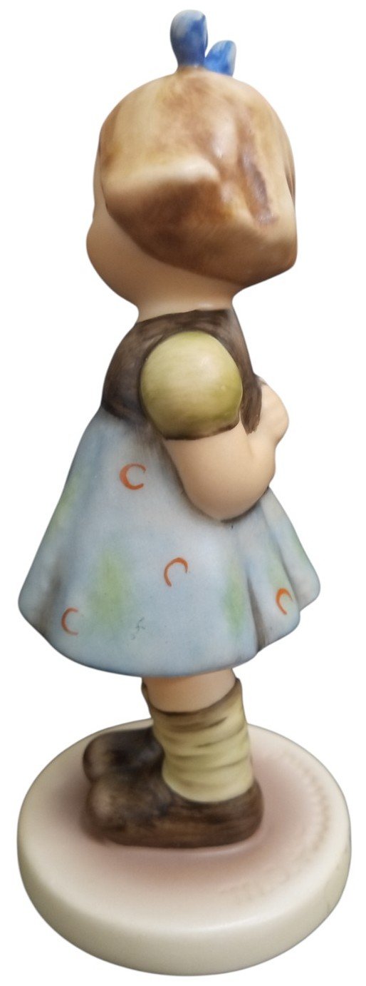 Goebel Hummel Figure Two Hands One Treat 1988 Retro Collectible Cute Display