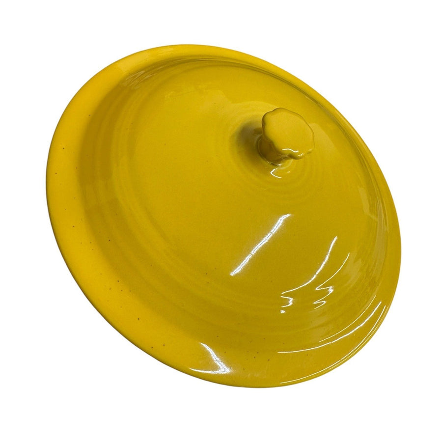 Fiesta - Daffodil Yellow Large Covered Casserole 2.8qt Baker Homer Laughlin HLC Ceramic Dish