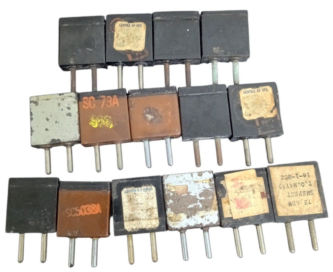 Radio Crystals Misc Set Of 15 Vintage Antique Collectible Crafts Untested