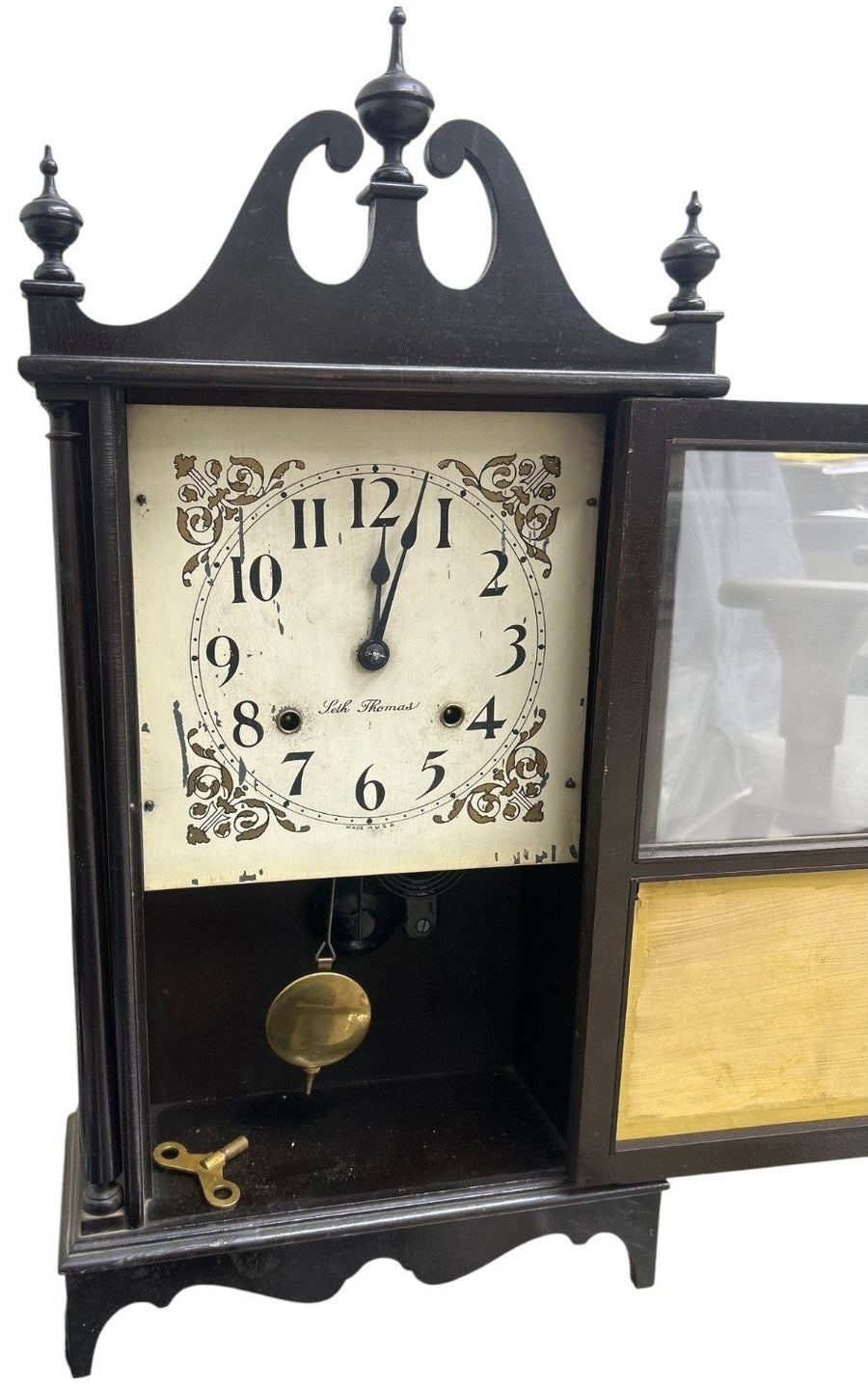 Seth Thomas Clock Co. Pillar and Scroll Black Mantel Shelf Clock