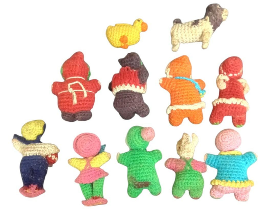 Amigurumi Miniature Crochet Figures/Dolls Set Of 11 Handmade Cute Vintage 1960s