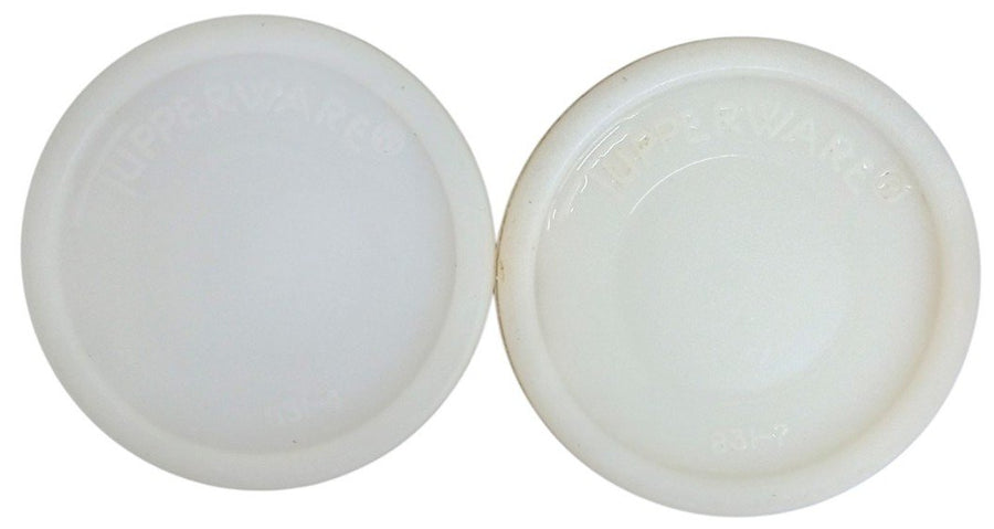 Tupperware Salt & Pepper Shakers White Vintage Retro Collectible Kitchenware