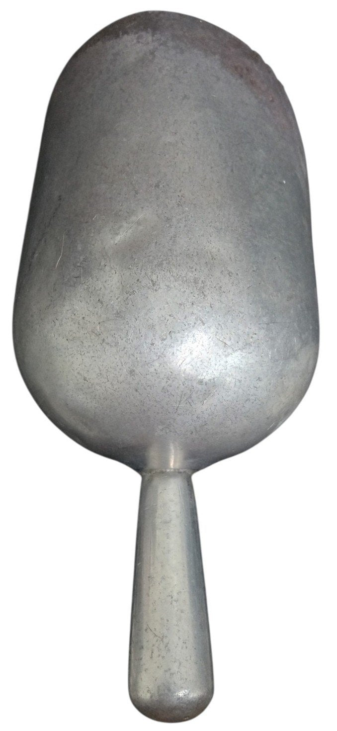 Aluminum Farm Seed/Grain Scoop Likely 1960s Vintage Collectible Equipment