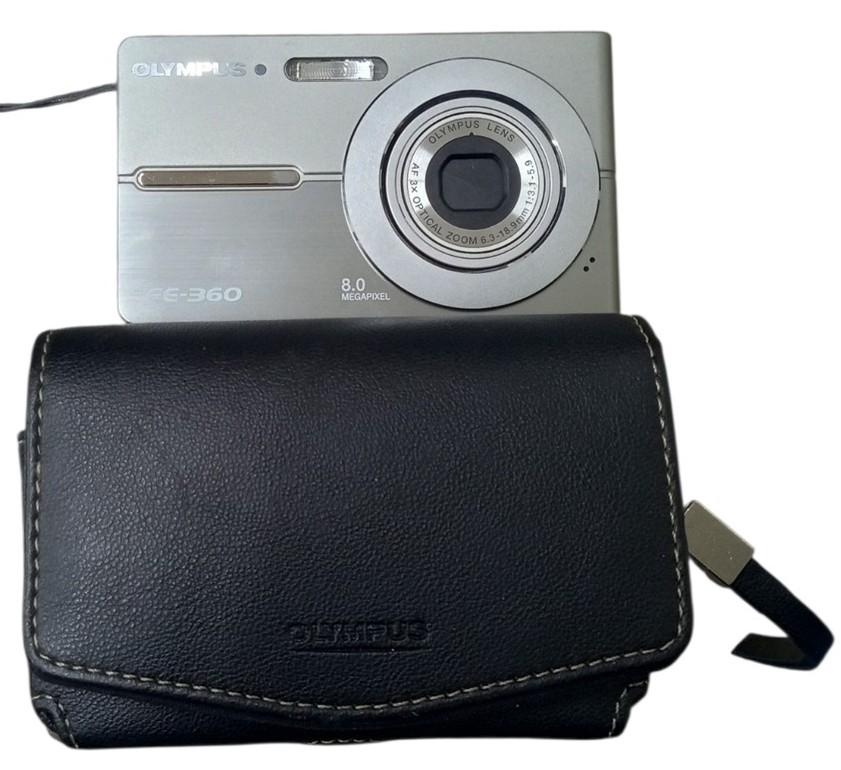 Olympus FE-360 Digital Camera W/Box Retro 2000s Collectible Photography