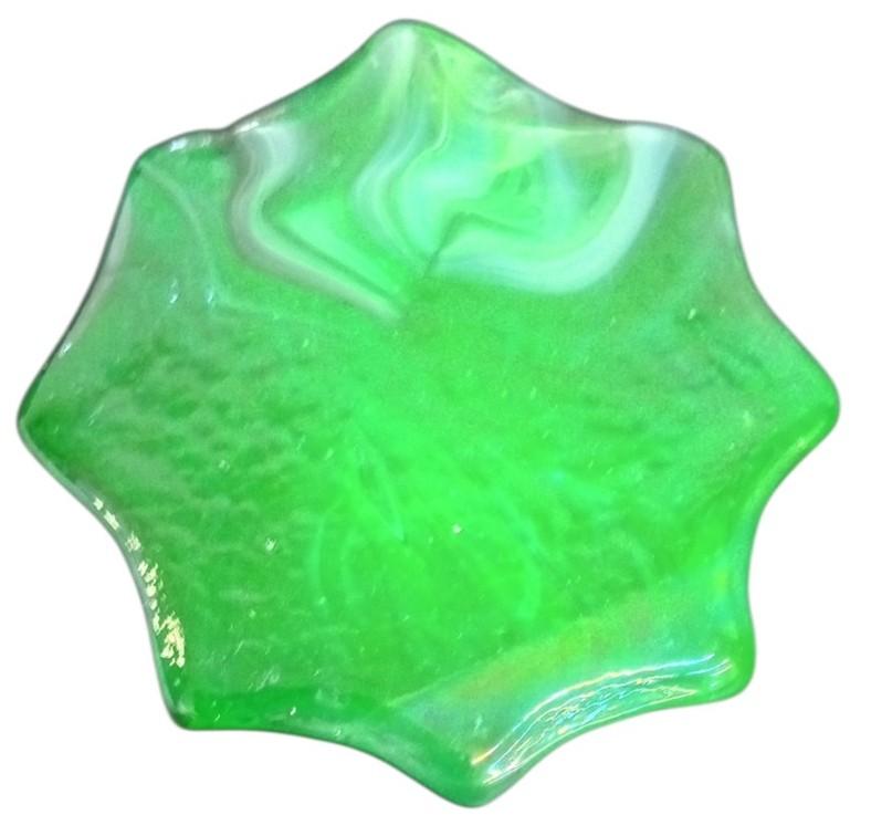 Magnesium Vaseline Spider Paperweight Glows Under Black Light Vintage