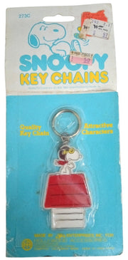 Snoopy Keychain Still Sealed 1965 Vintage Collectible Nostalgic Peanuts