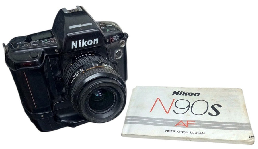 Nikon N90S SLR Camera W/Manual 1994 Vintage Retro Collectible Photography Japan