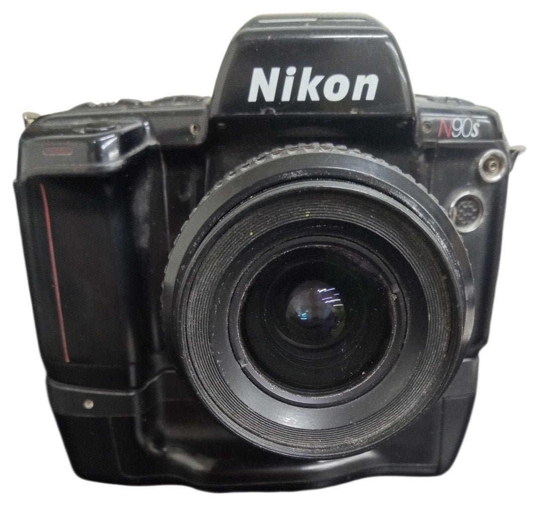 Nikon N90S SLR Camera W/Manual 1994 Vintage Retro Collectible Photography Japan
