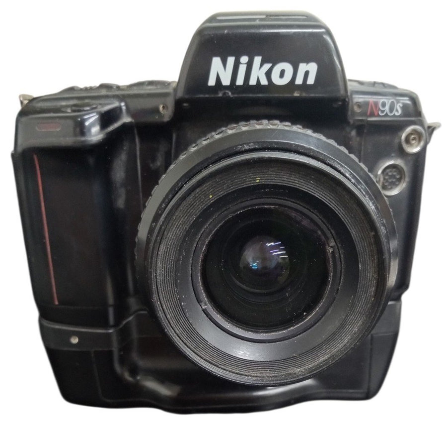 Nikon N90S SLR Camera W/Manual 1994 Vintage Retro Collectible Photography Japan