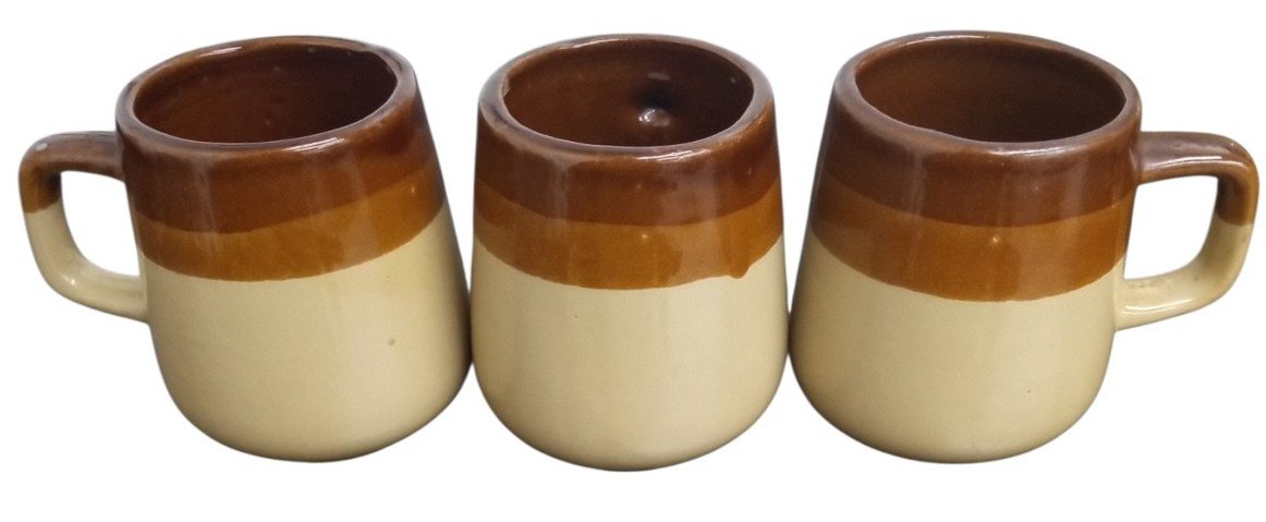 Brittany Stoneware Coffee/Tea Pot With 6 Mugs Likely 1960s Vintage Drinkware