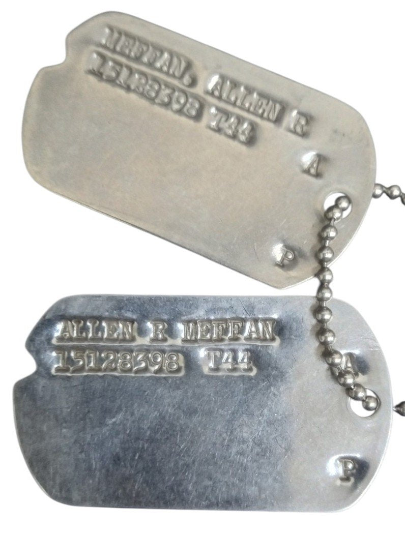 Army Dog Tags W/Mini Chain Likely 1950s Vintage Collectible Nostalgic Accessory