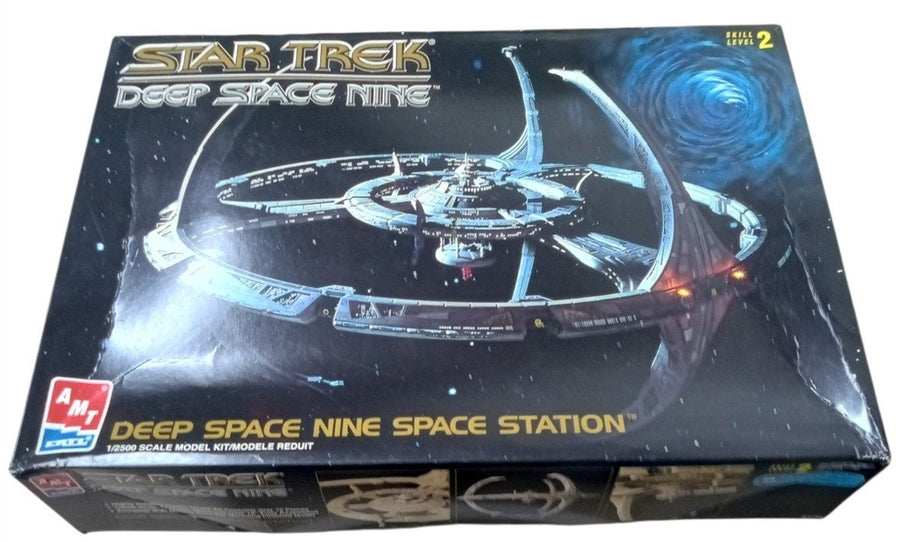 Star Trek Deep Space Nine Space Station Model Ertl 1994 W/Original Box Retro