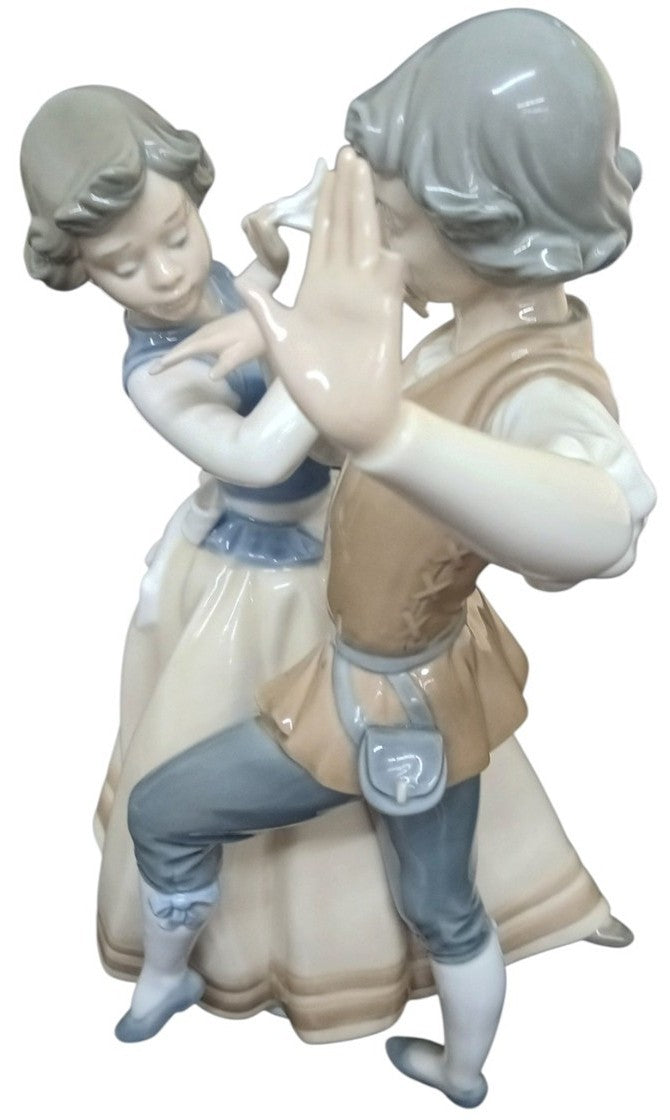 Lladro Dancing The Polka Figurine Porcelain 1984 Collectible Decorative Art