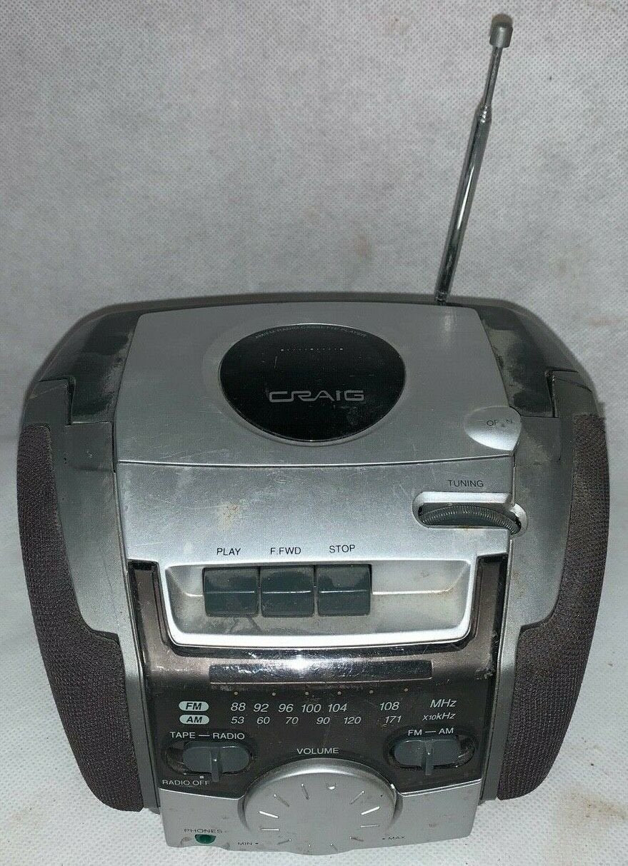 Vintage Craig Portable AM/FM Radio with Loading Cassette Player Model CPC-43405