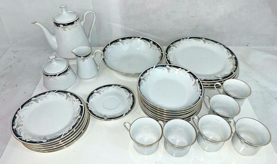 Vintage Crown Ming Jian Shiang Fine China Dinnerware Set 30 Piece