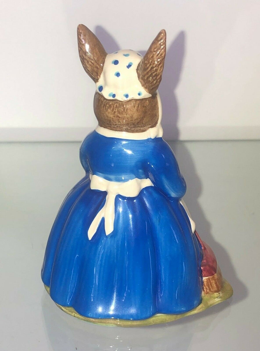 Royal Doulton England Dollie Bunnykins Figurine - Clean Sweep 1972