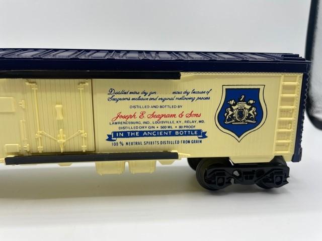 Vintage Lionel Electric Train Seagrams Gin 9842 Reefer New Old Stock