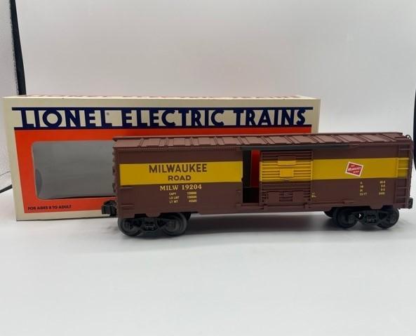 Vintage Lionel 6-19204 Milwaukee Road Box Car New Old Stock Original Box