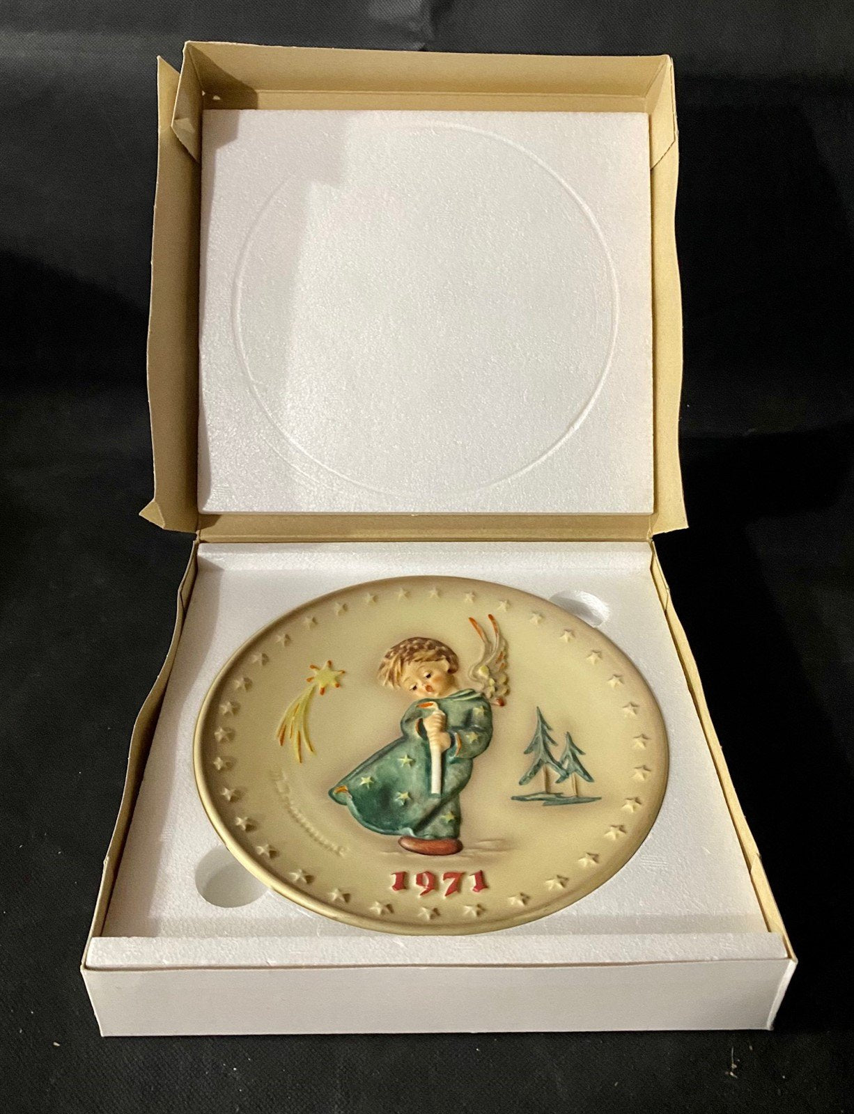 Vintage Goebel Hummel Figurine Collectible Plate 1971 Original Box