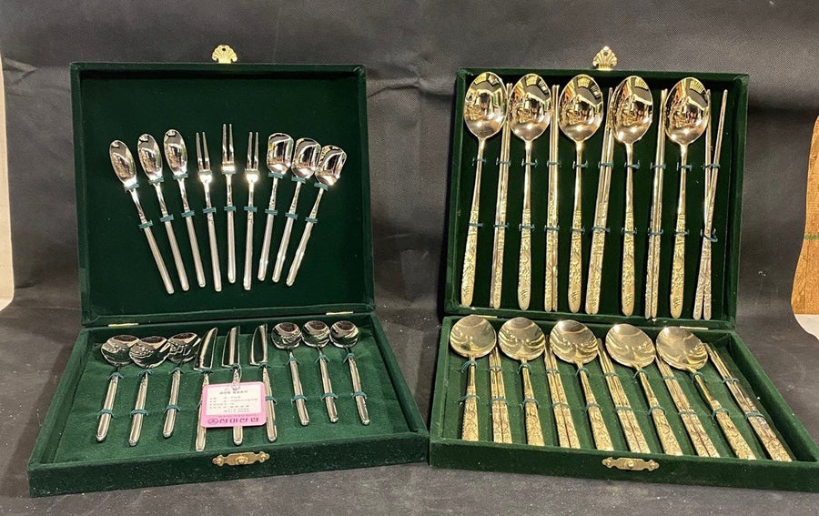 Vintage Sammi Industrial Co Oriental Style Silverware and Chopsticks Set